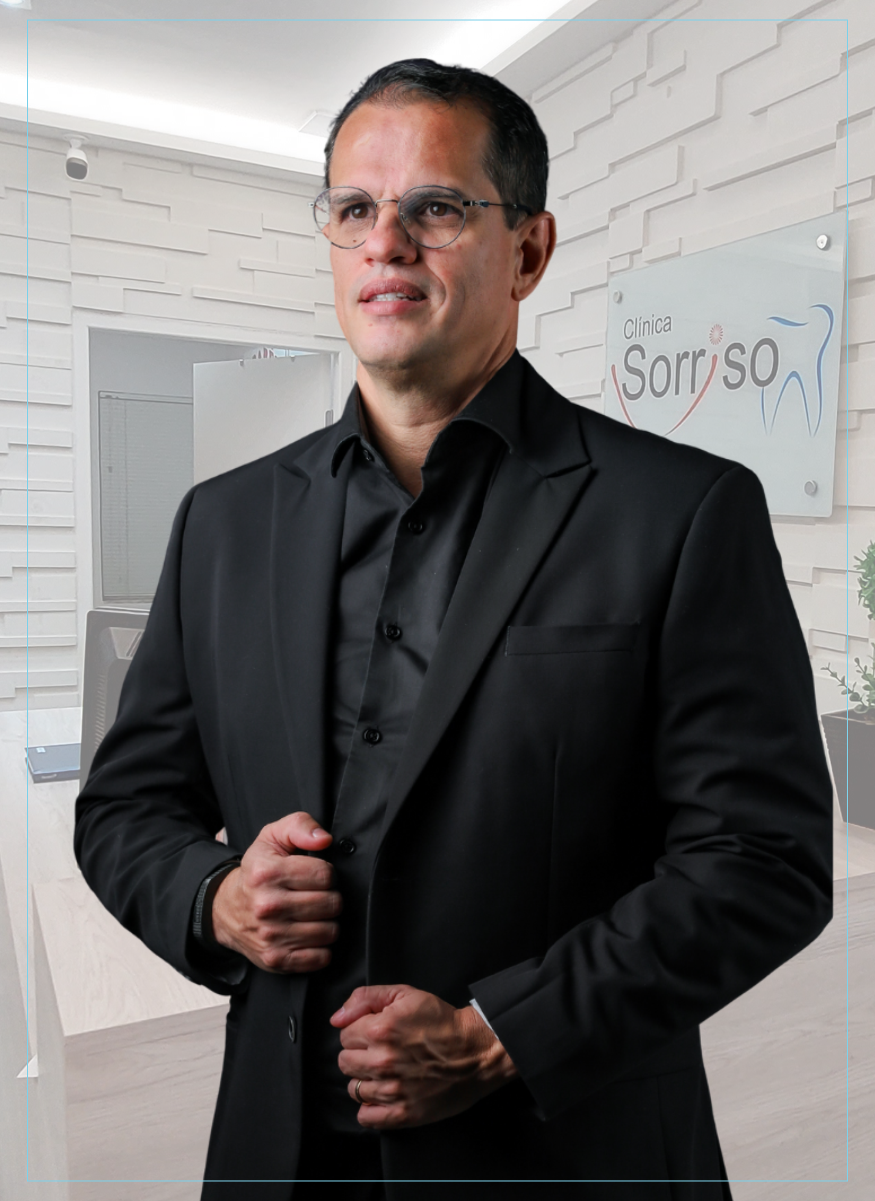 Especialista em ortodontia/ Mestre em ortodontia